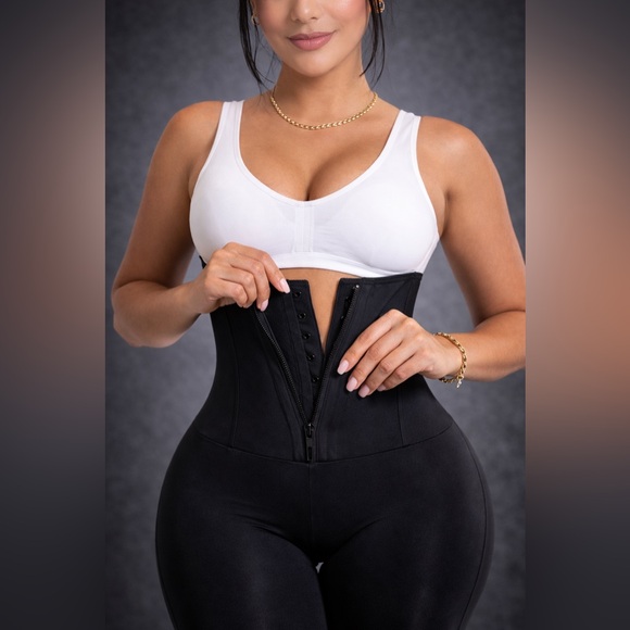 Latex Shaping Leggings with Technology - MeliBelt Ref. 7128 - Picture 9 of 15